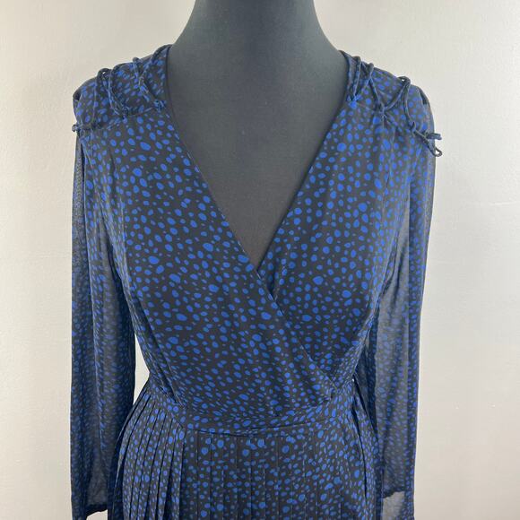 Fame and Partners Joslyn Blue Black Stone Dot Chiffon V-Neck Waist Maxi Dress 8 - Picture 5 of 12